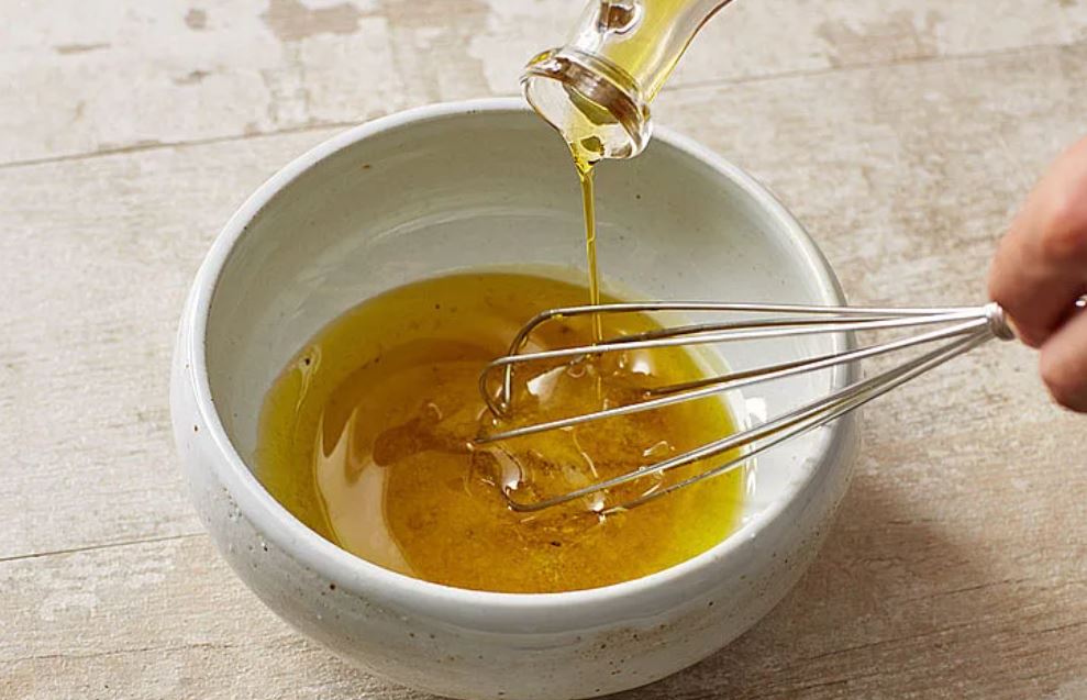 Соус мед горчица масло